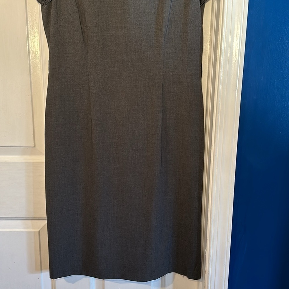 Women’s TAHARI Arthur S. Levine Dark Gray Open Stitch Collared Pencil Dress 10 - Picture 4 of 11